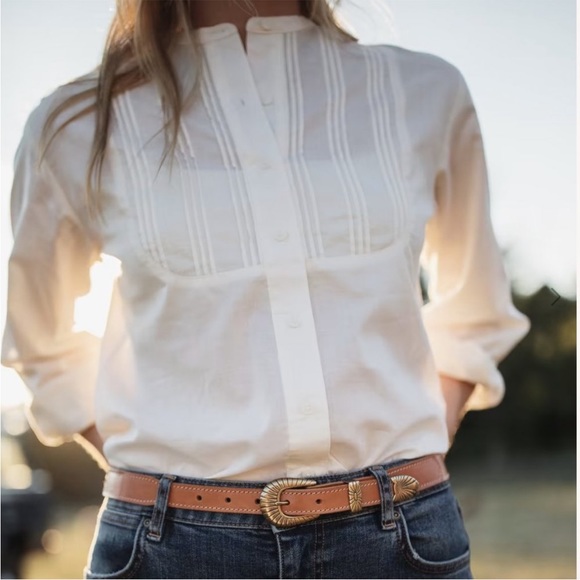 Tecovas Tops - Tecovas women’s button down in bone cotton size XS NWT